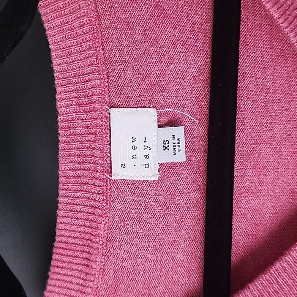 Coral Sweater - Picture 2 of 6